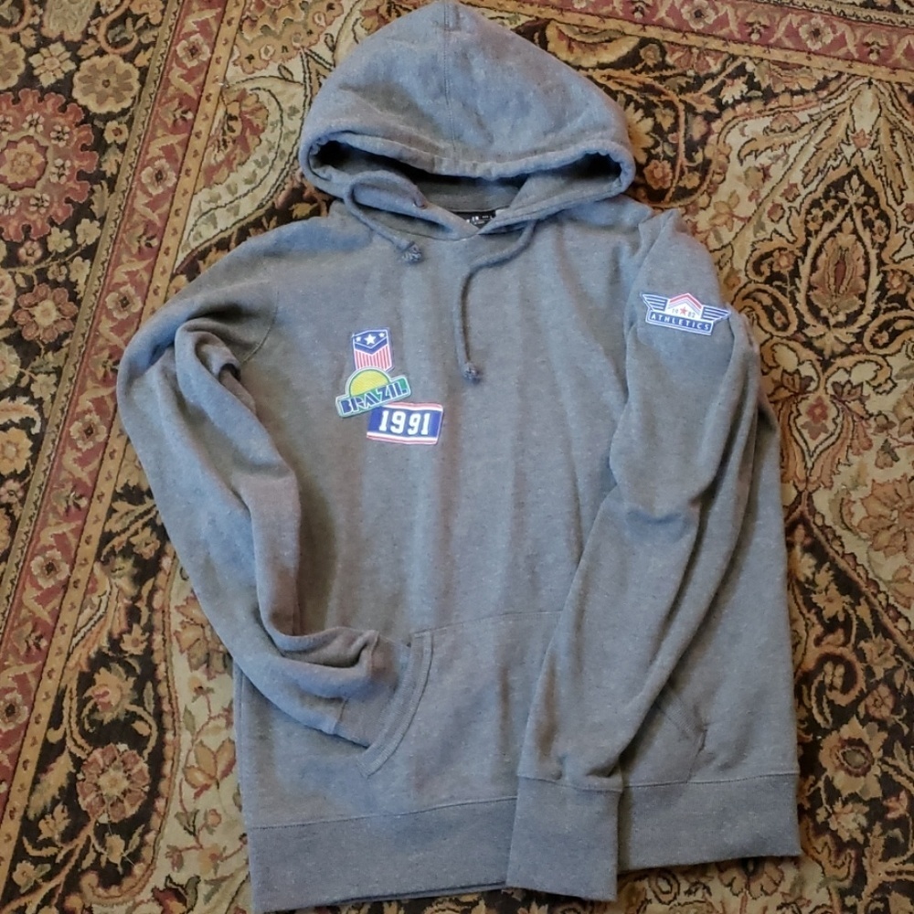 Men's cotton on Brazil patch pullover hoodie large